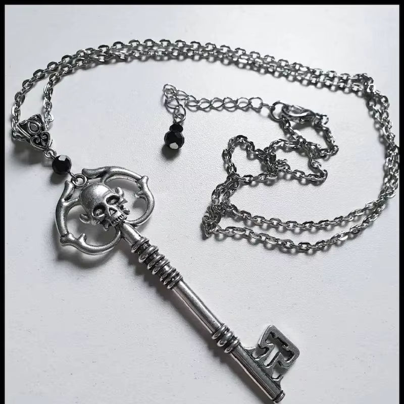 Collier clé squelette en argent Antique, pendentif créatif, breloque, bijoux Punk, nouveauté Grunge 