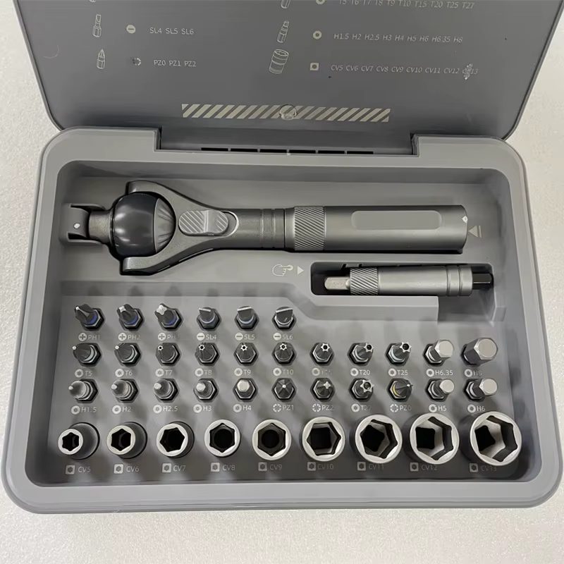 DUKA /AtuMan nouveau jeu de tournevis à cliquet RS2 40 en 1 clé magnétique semi-automatique manchon