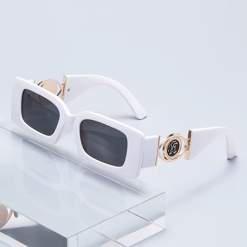 Lunettes de soleil carrées à petite monture pour femmes, verres de photographie de rue, à la mode, c