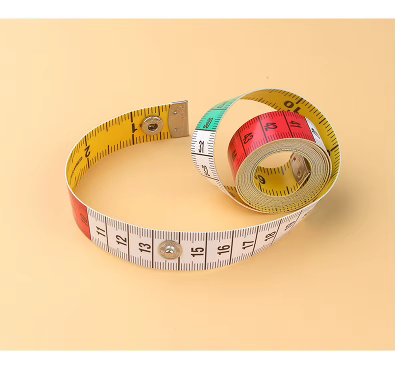 Mètre Ruban Souple Coloré 1,5M à Double Échelle avec Bouton Métallique pour la Couture, la Mesure Co
