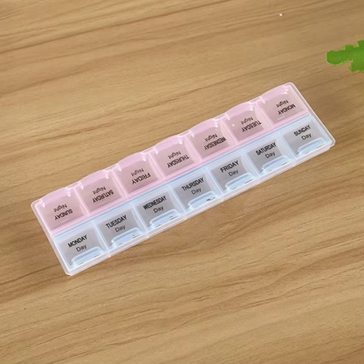 1 pièces 4 rangées 28 carrés/3 rangées 21 grilles/2 rangées 14 grilles hebdomadaires 7 jours tablett