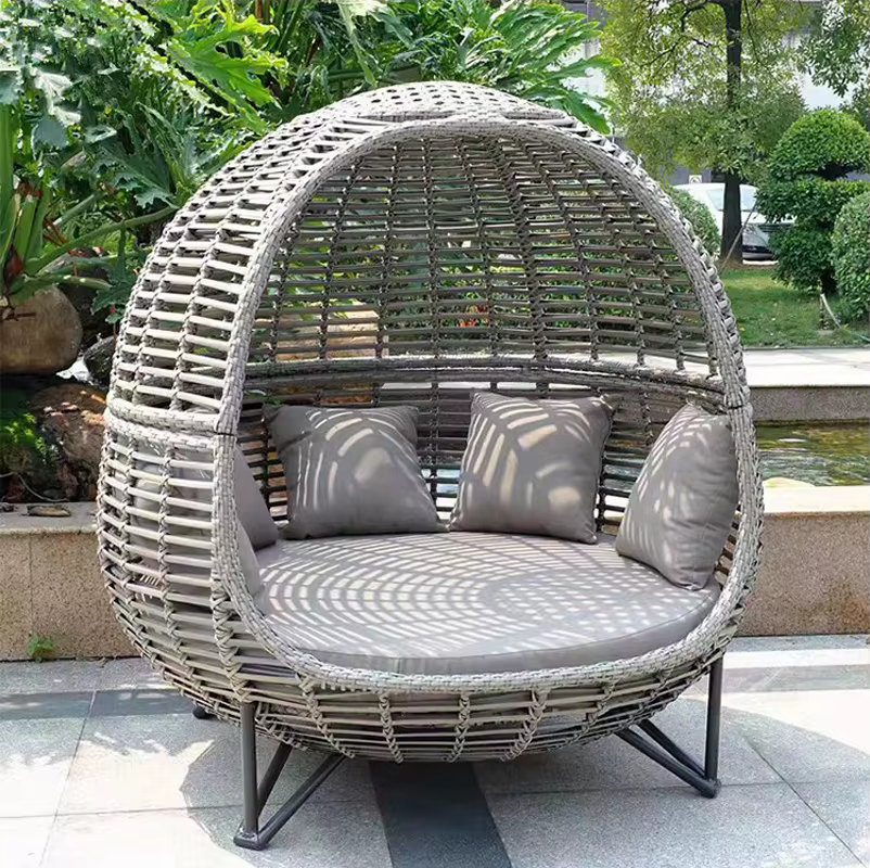 Fauteuil inclinable d'extérieur de luxe personnalisé en rotin, design villa et jardin, imperméable, 