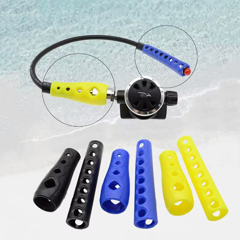 Housse de protection pour tuyau de plongée en PVC