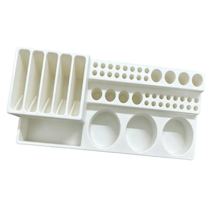 Boîte porte-outils à compartiments multiples 652F