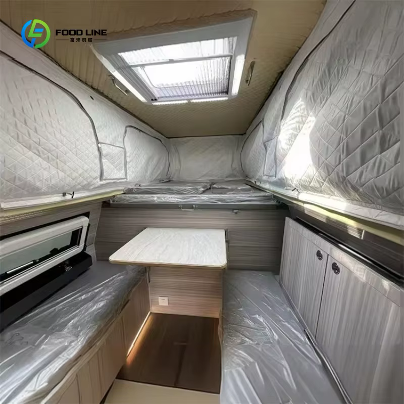 Camper de luxe sur mesure pour pick-up 4x4 tout-terrain