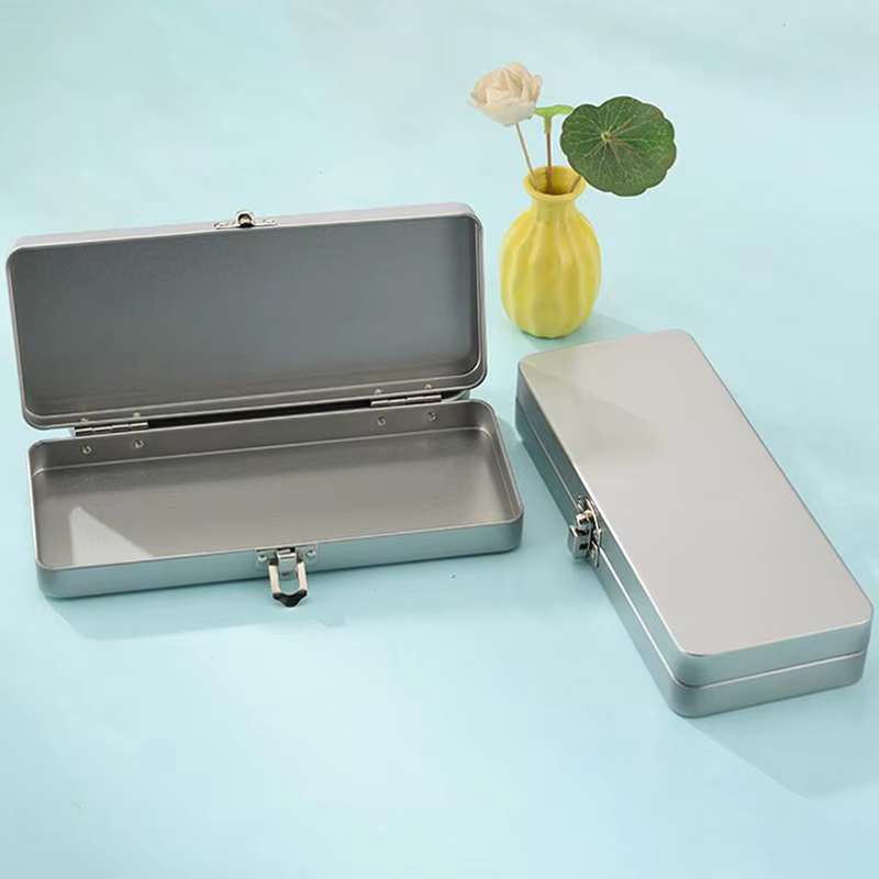 Boîte rectangulaire en métal gris argenté durable avec couvercle - Idéale pour ranger les factures