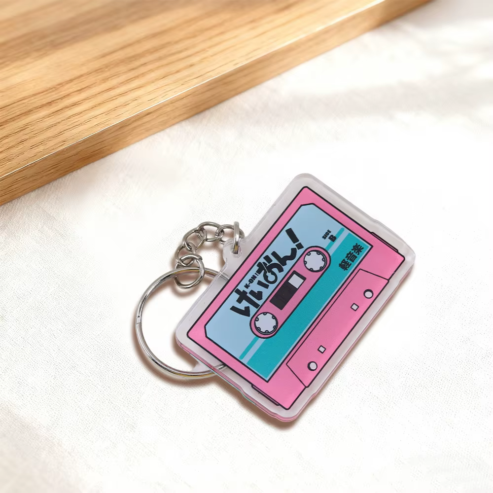 K-On! Porte-clés en acrylique avec bande de Cassette rose