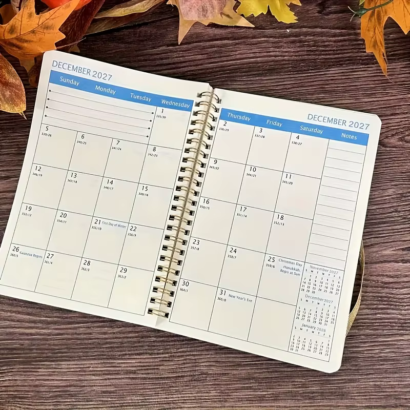 2026-2028 Planificateur mensuel de 3 ans | Spreads de 3 mois avec pages de contact | Reliure en spirale 21x15cm | Texte