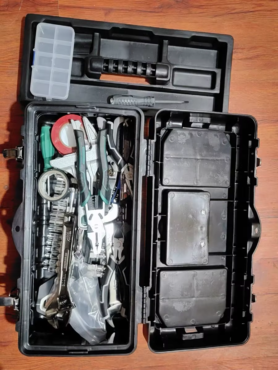 Boîte à outils portable en acier inoxydable