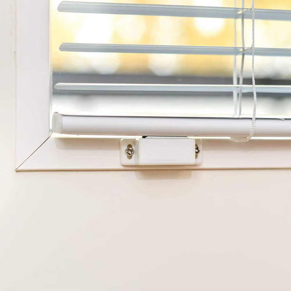 Loquet magnétique pour porte d'armoire