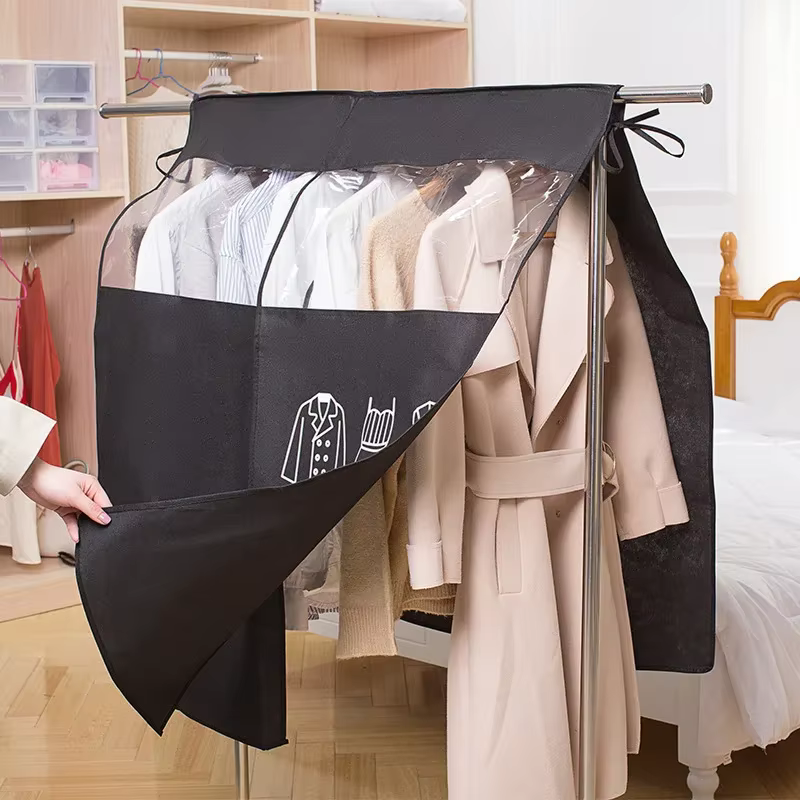 Juste anti-poussière pour vêtements