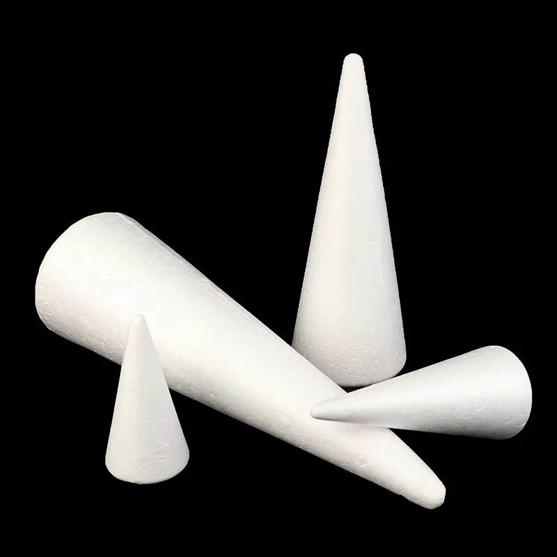 Cône plat en mousse de polystyrène