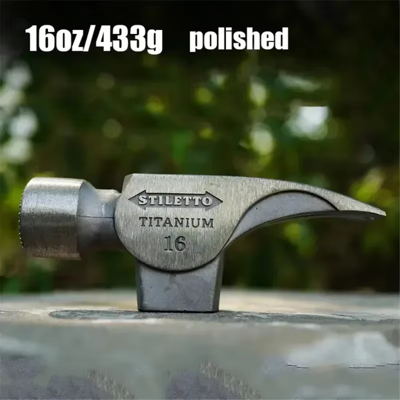 Tête de marteau de charpentier professionnel