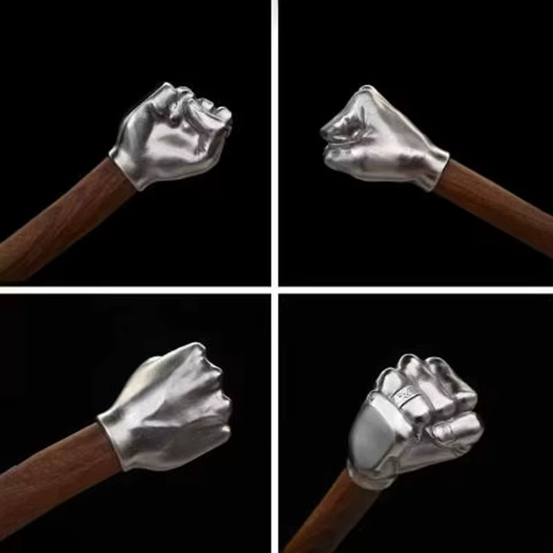 Marteau de poing, marteau d'ornement artisanal avec manche en bois
