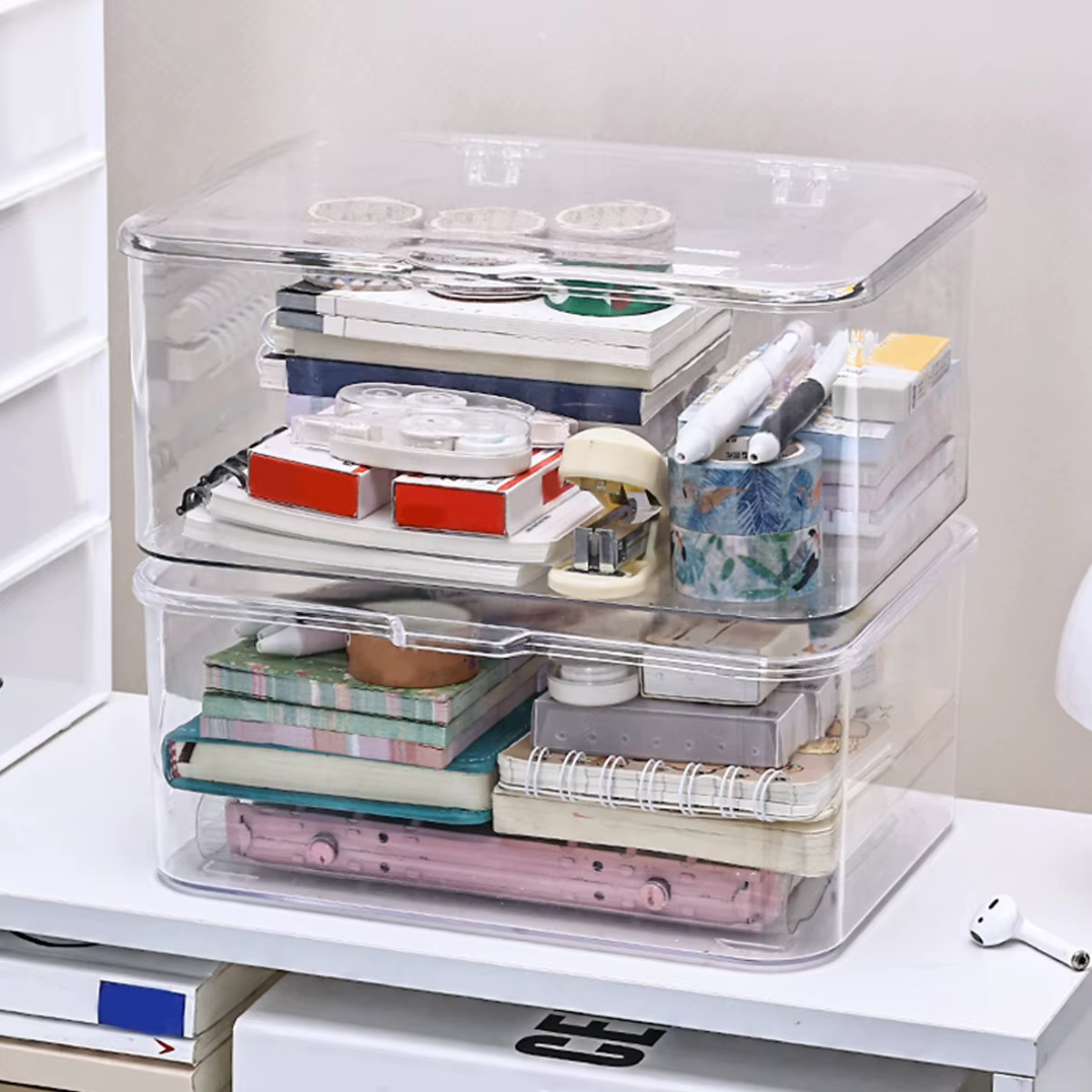 Boîte de rangement en plastique