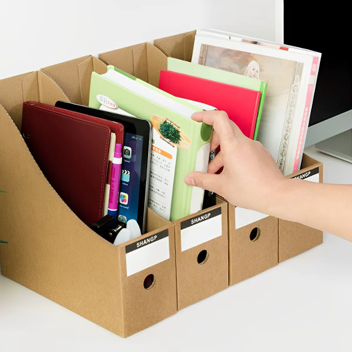 Porte-fichiers pliable pour magazines