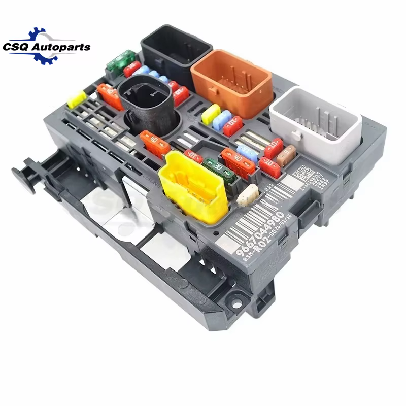Assemblage de boîte à fusibles moteur