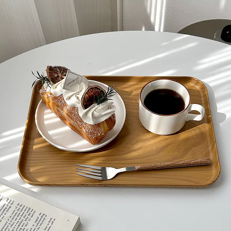 Plateau de service en plastique