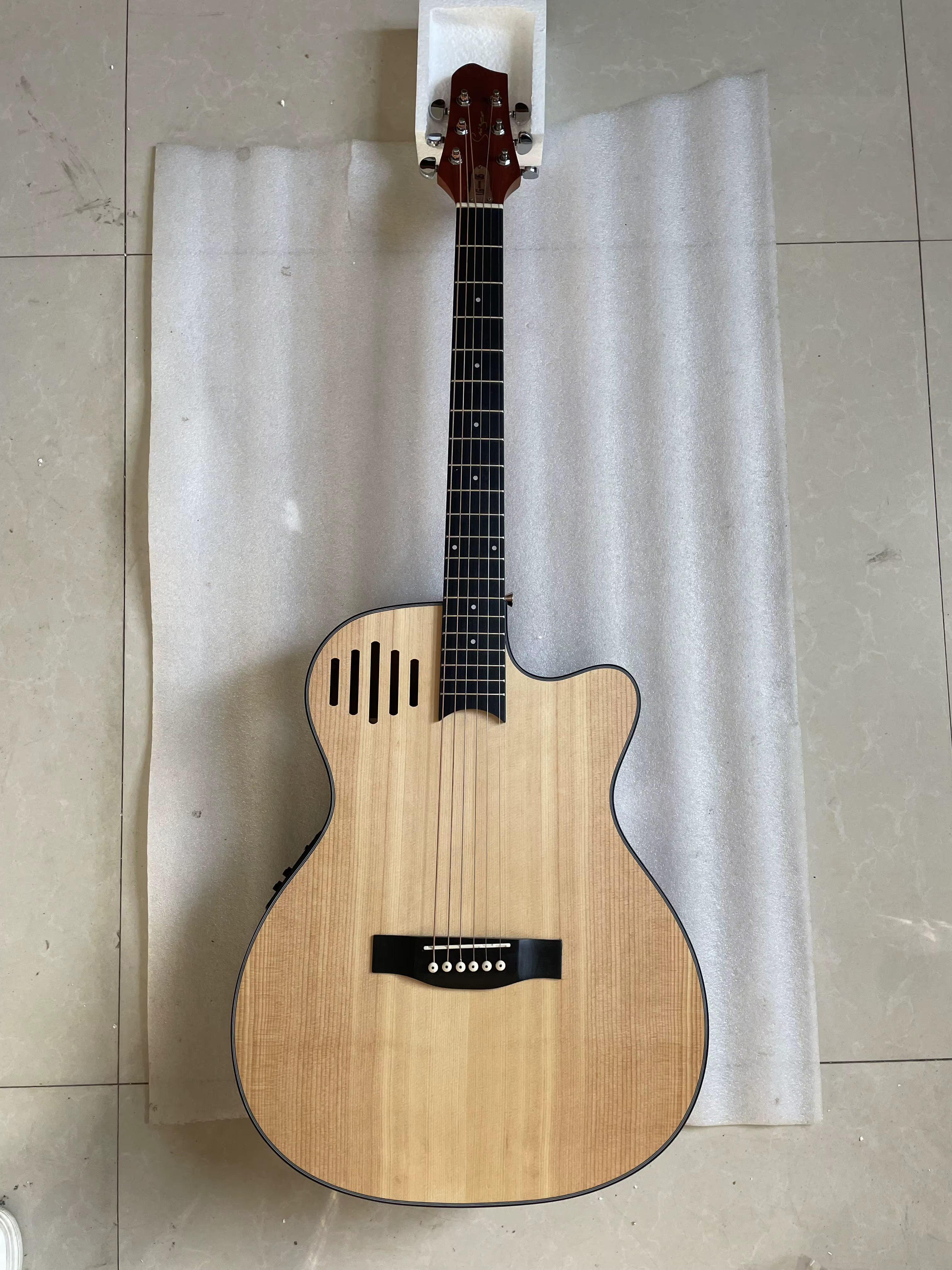 Guitare acoustique électrique avec égaliseur, personnalisée, 6 cordes, entièrement faite à la main, conception en coupe, Folk, haute qualité, 40 pouces