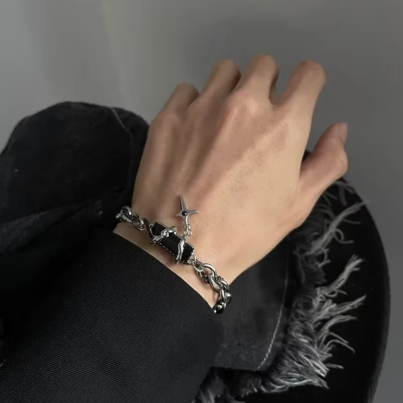 Bracelet rétro en Zircon noir pour hommes et femmes, chaîne étoile, Punk, en acier inoxydable, à portée de main, unisexe, bijoux, accessoires de Couple, 2024