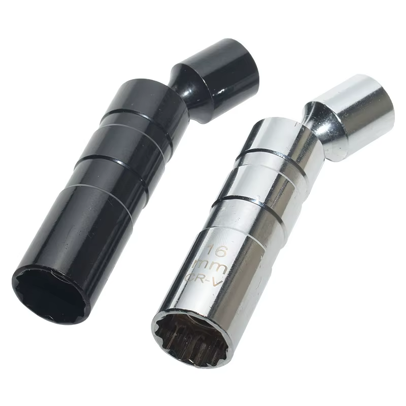 Clé à manchon universelle pour bougie d'allumage