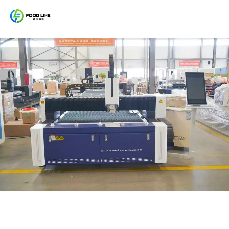 Machines de découpe de tôles métalliques personnalisées, équipement de découpe laser à fibre 1500W