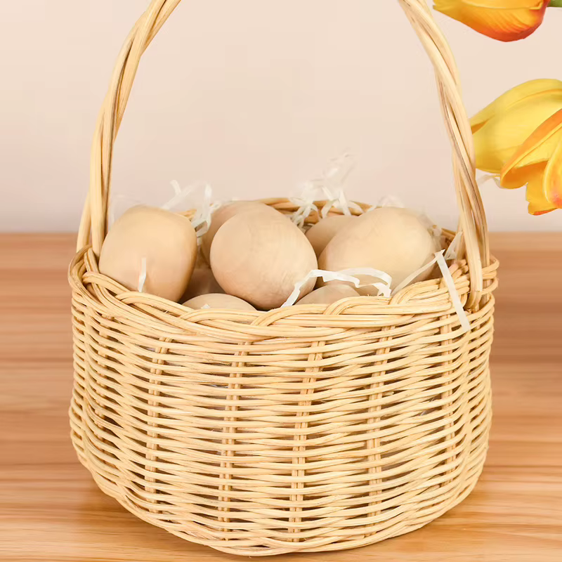 Oeufs de pâques en bois