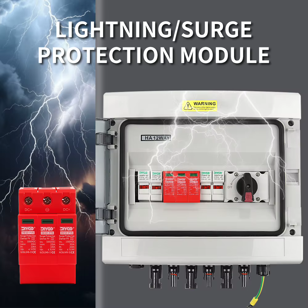 Boîtier de Combinaison Solaire Photovoltaïque DC 2 Entrées 1 Sortie DC 1000V IP65 Étanche à la Pluie avec Protection Foudre Fusible MCB SPD