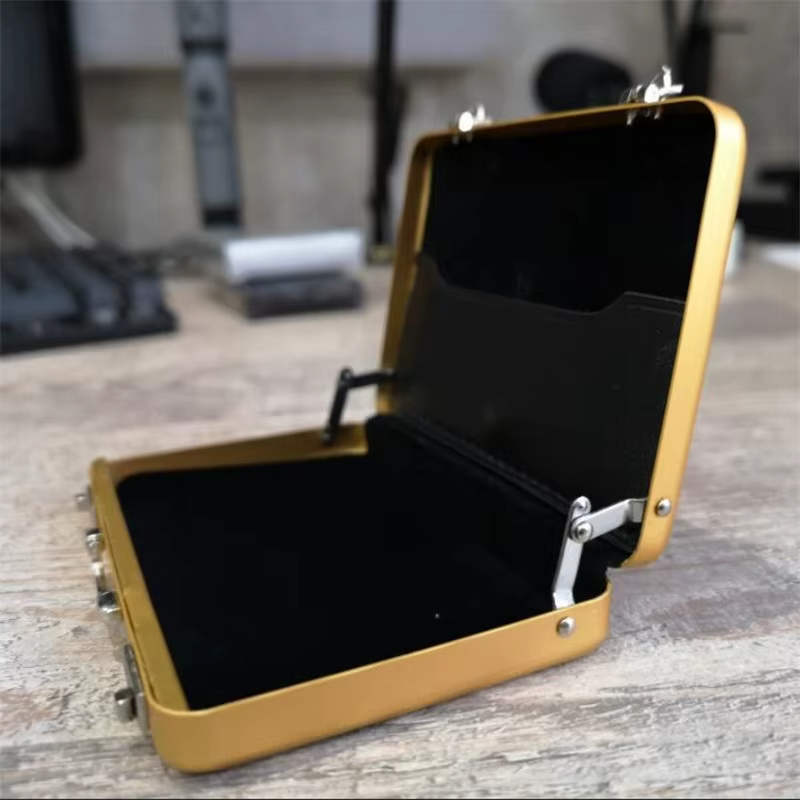 Boîte de rangement en aluminium