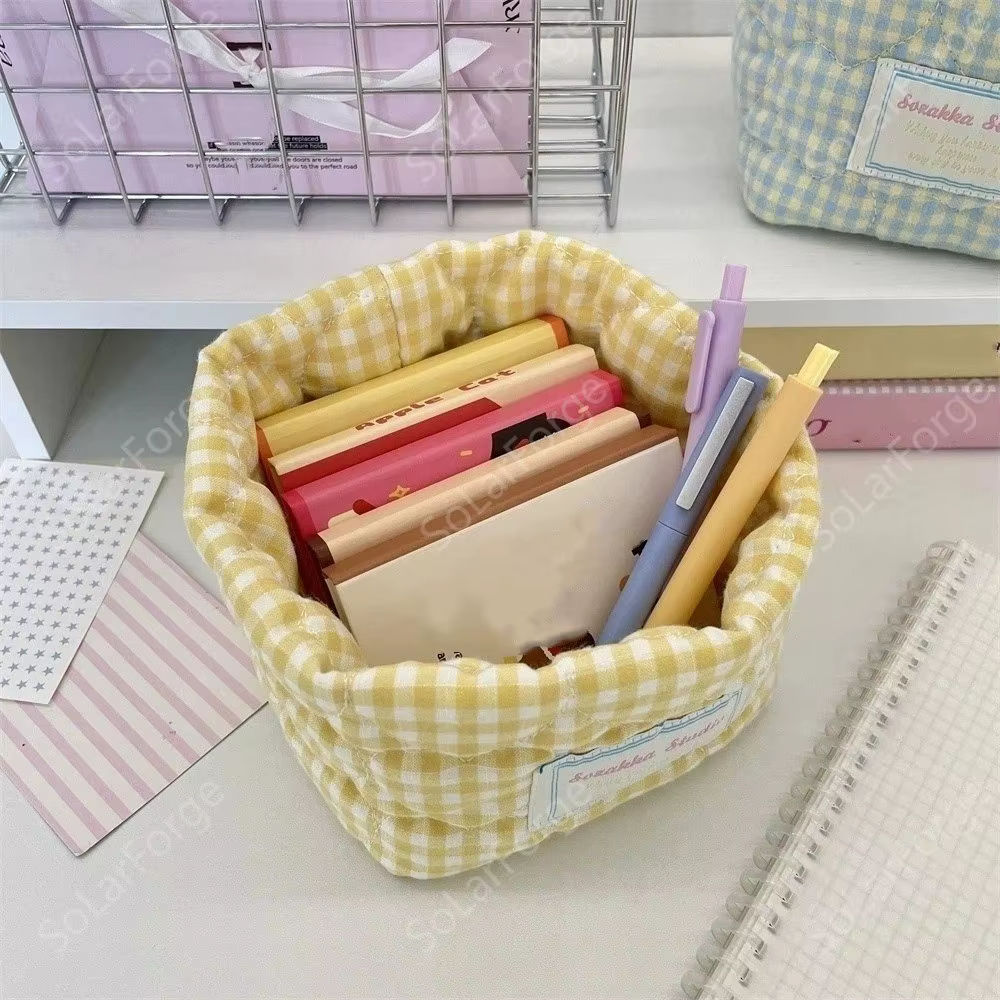Panier de rangement en tissu à carreaux pour la maison