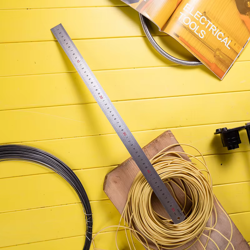 Deli Tool – règle de mesure pour le travail du bois