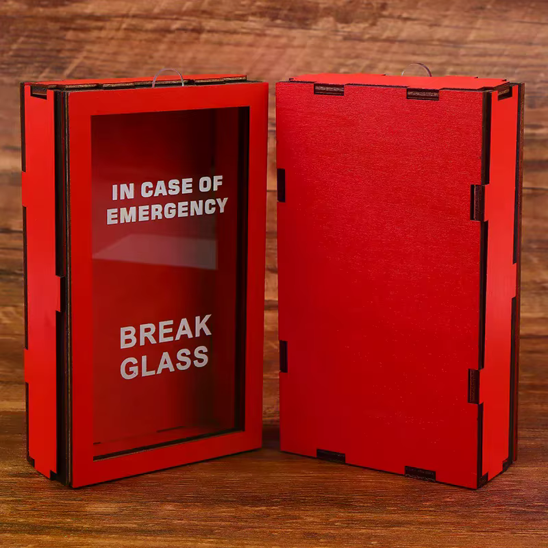 Boîte-cadeau d'urgence amusante avec marteau
