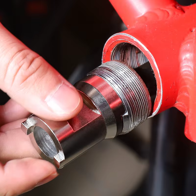 Outil de démontage du boîtier de pédalier de vélo LEBYCLE
