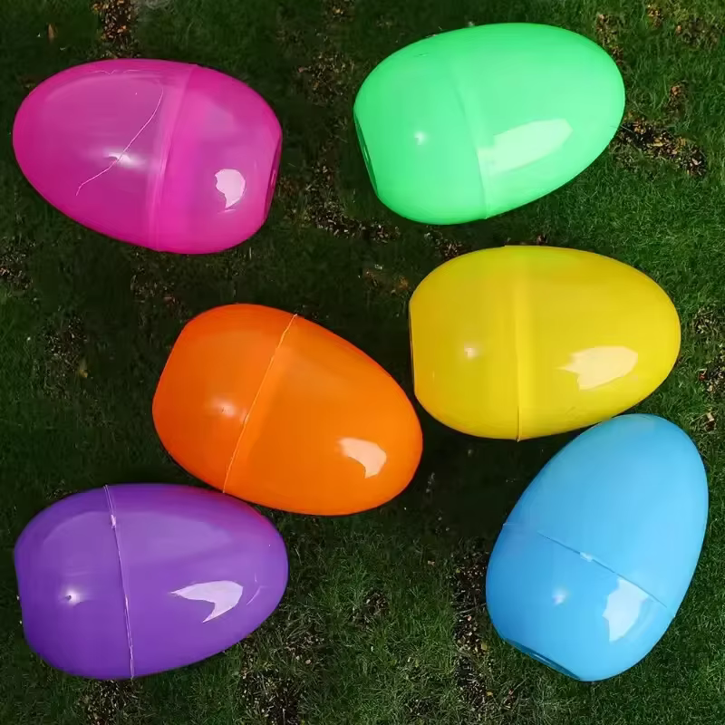 Oeufs de pâques en plastique rechargeables