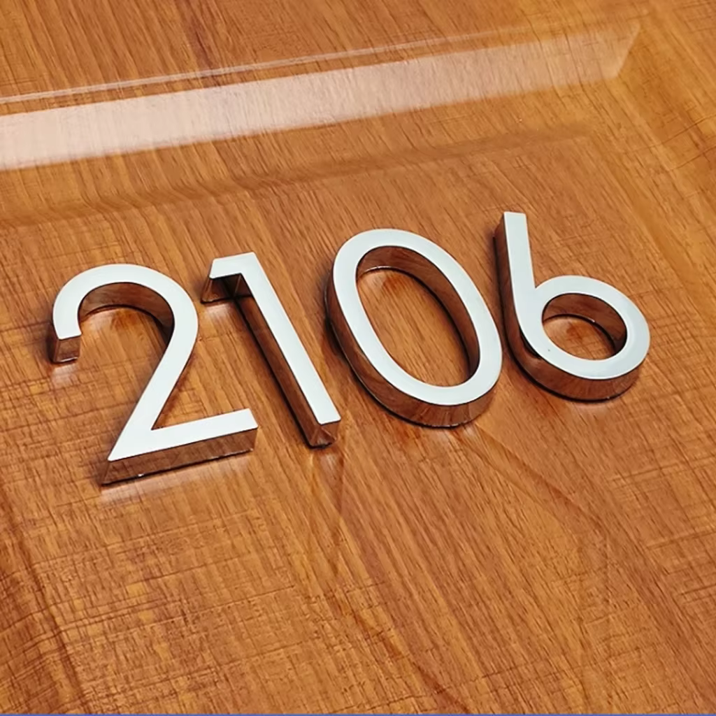 Numéros de porte auto-adhésifs de 6cm