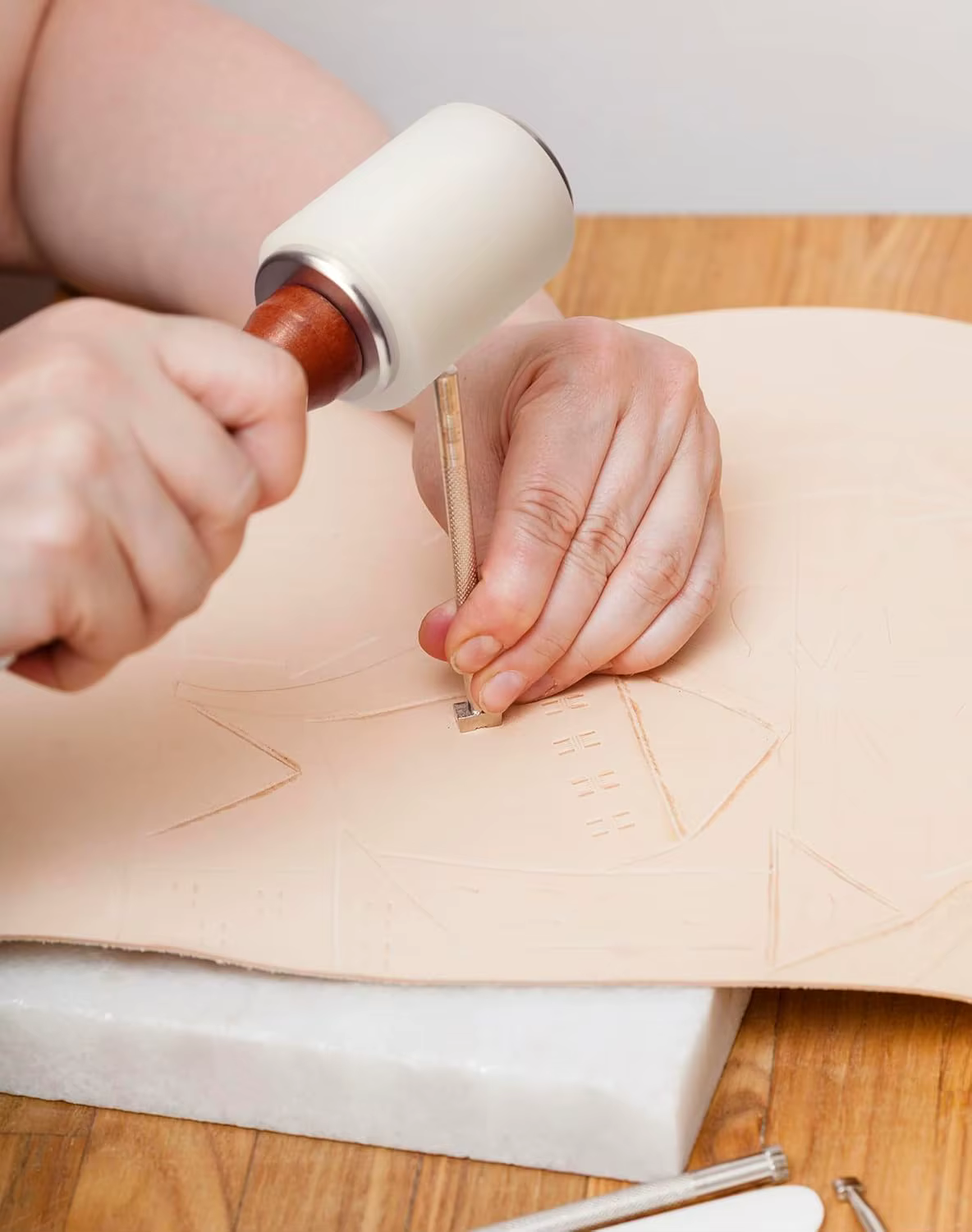 Marteau de sculpture sur cuir DIY - Tête en nylon de haute qualité avec manche en bois