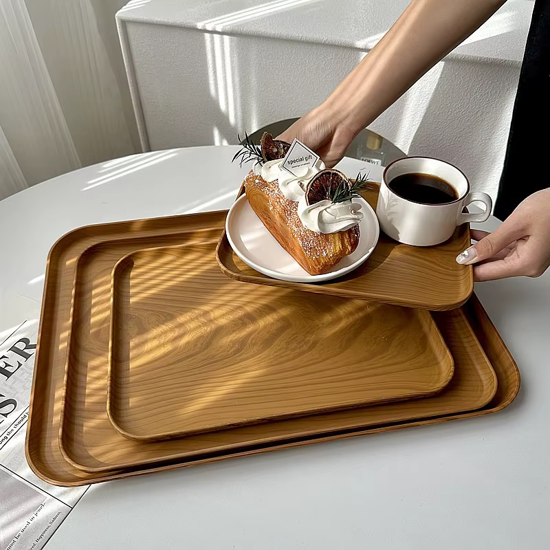 Plateau de service en plastique