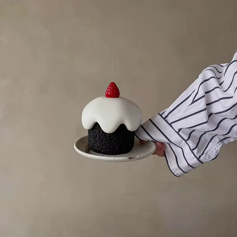 Figurine de fraise, rangement créatif