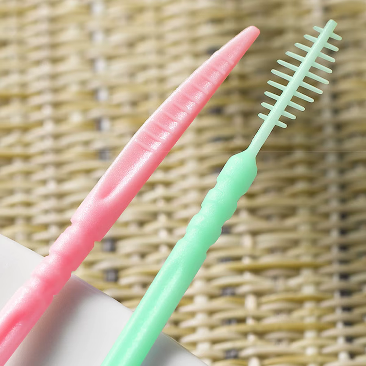 Cure-dents jetables aromatisées aux fruits