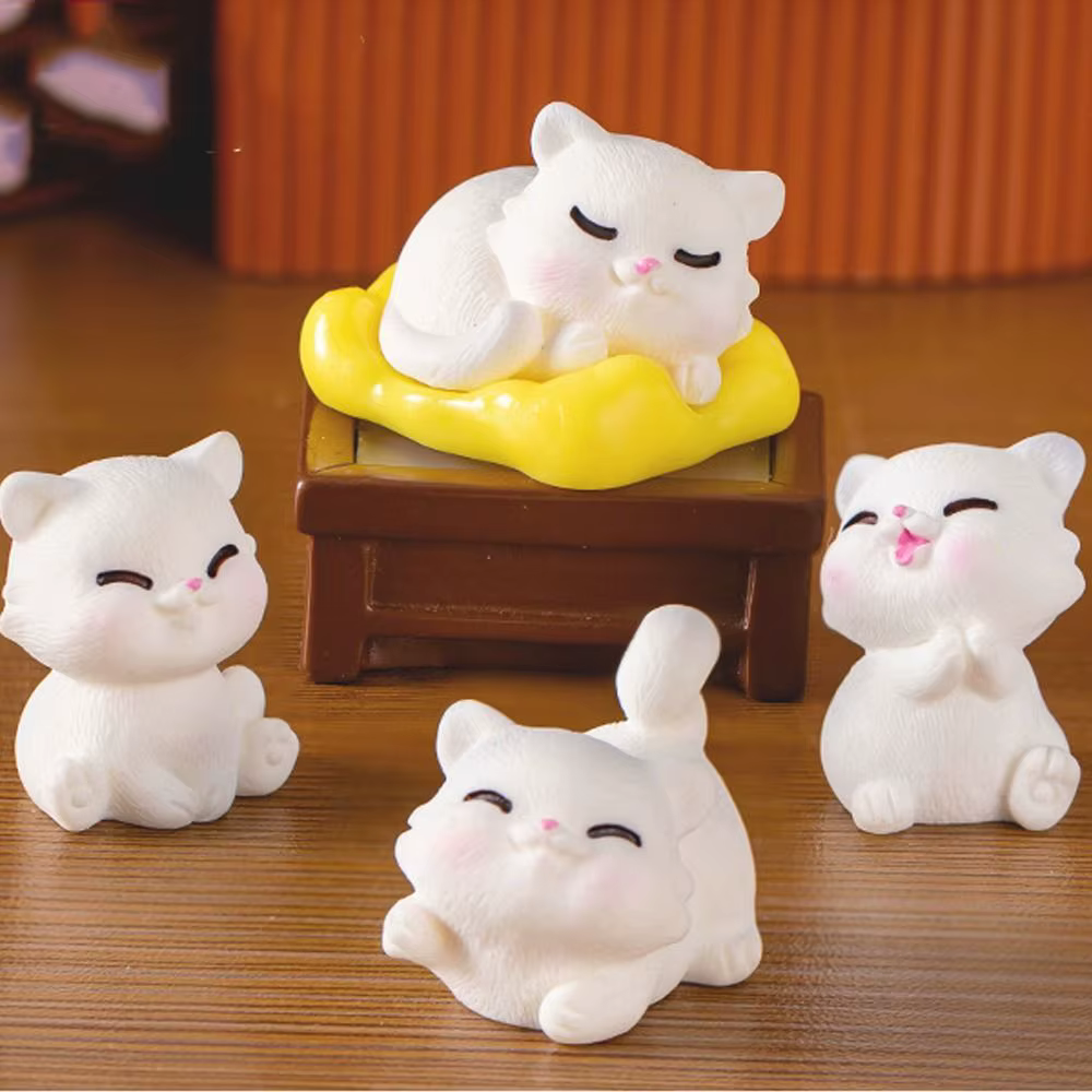 Figurines d'animaux Mini chat mignon