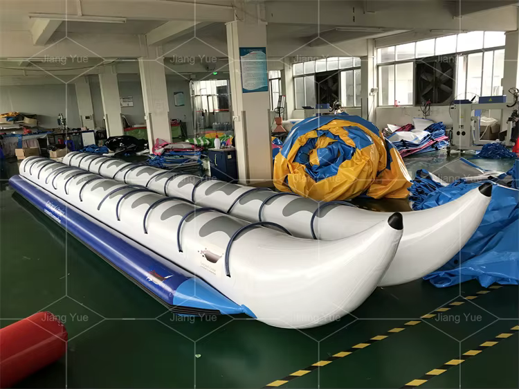 Bateau banane gonflable personnalisé en PVC pour 10 personnes