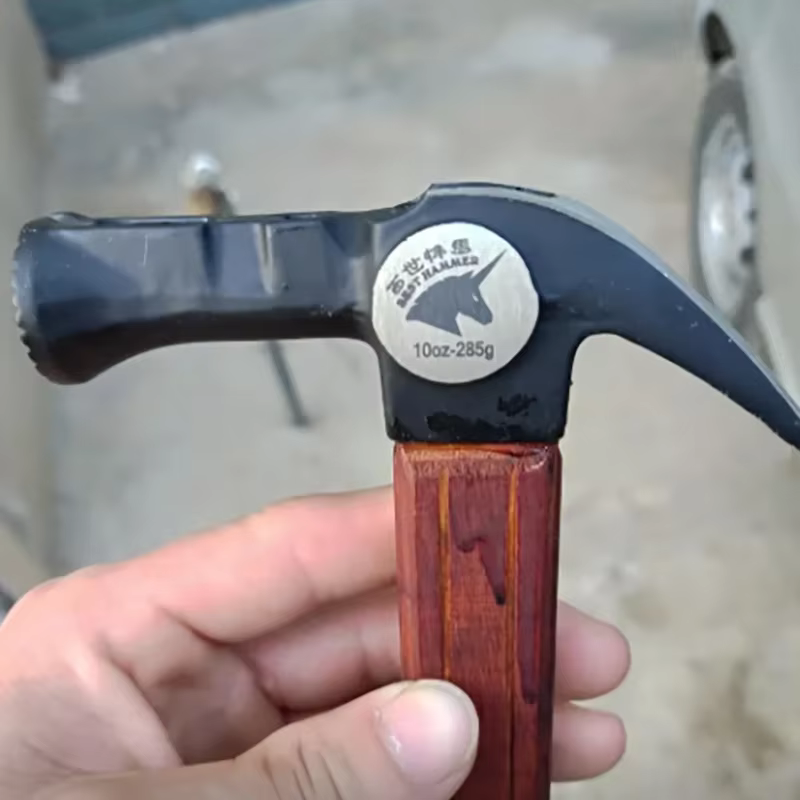 Marteau à griffes de travail