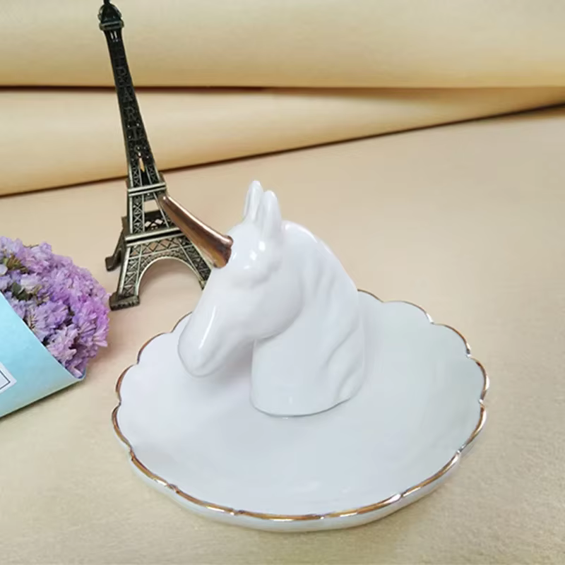 Coiffeuse de style européen, animal doré, cheval, lapin, plateau de rangement de bijoux en céramique, boîte de rangement de bijoux