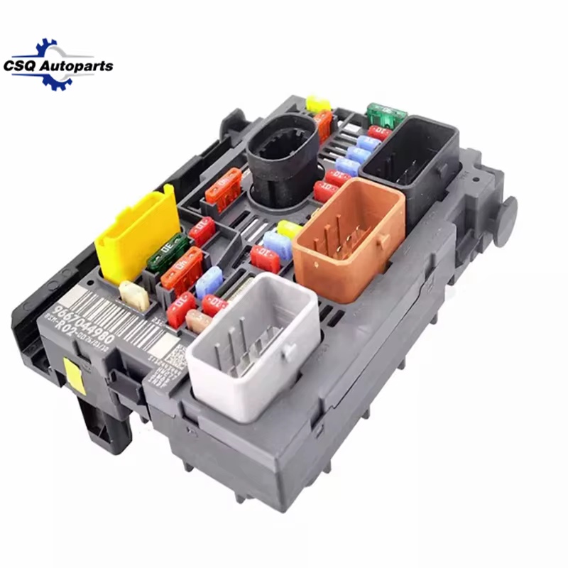 Assemblage de boîte à fusibles moteur
