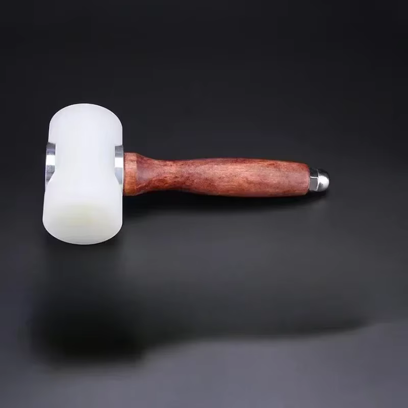 Marteau de sculpture en cuir professionnel avec manche en bois