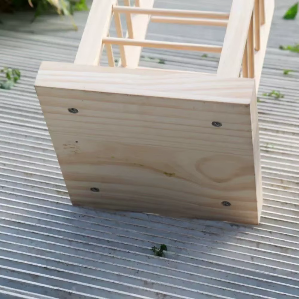 Mangeoire à foin en bois pour lapins
