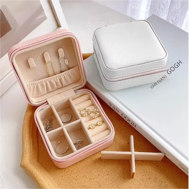 Mini boîte de rangement pour bijoux