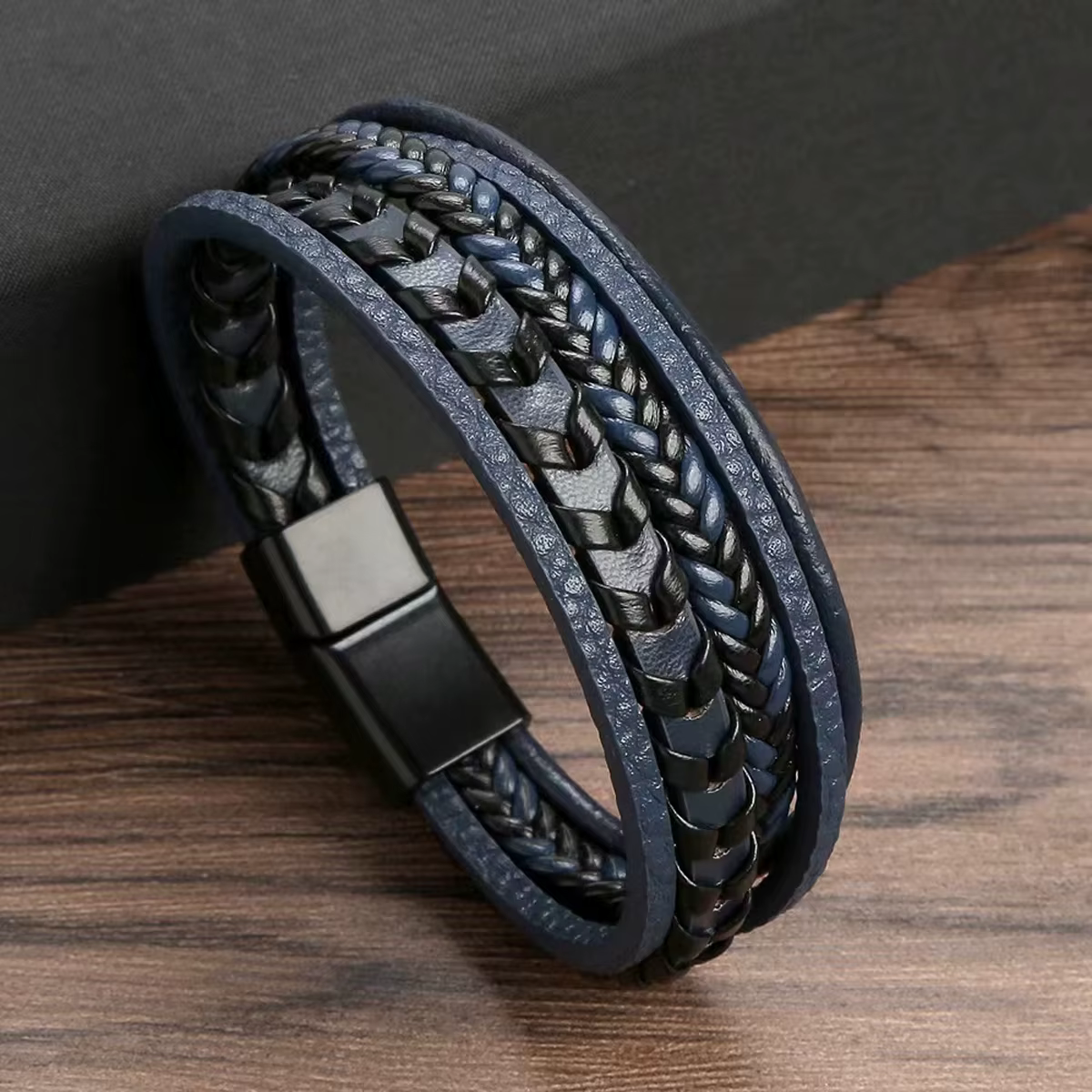 Bracelet tressé en corde de cuir Vintage multicouche pour hommes, accessoires de mode, en alliage, boucle magnétique, 1 pièce