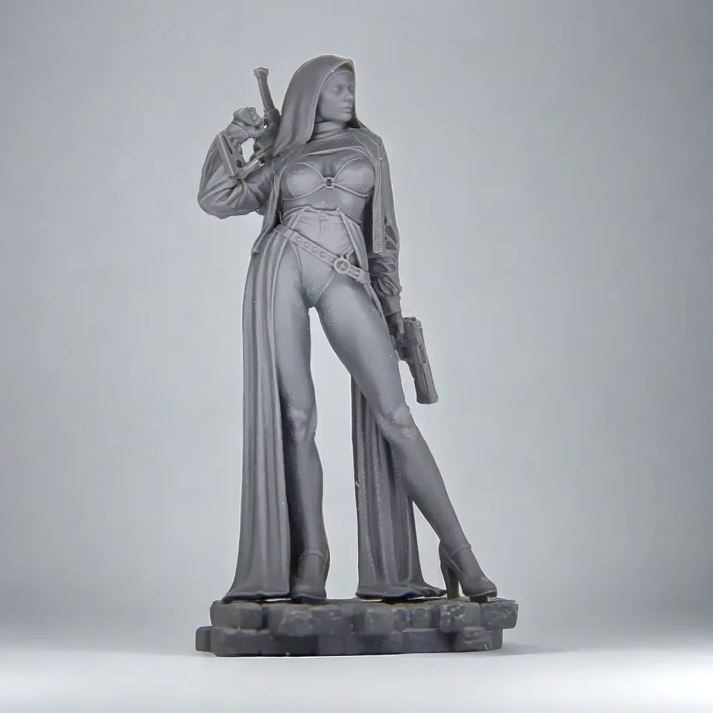 Figurine l'inventaire de femme avec une mitrailleuse
