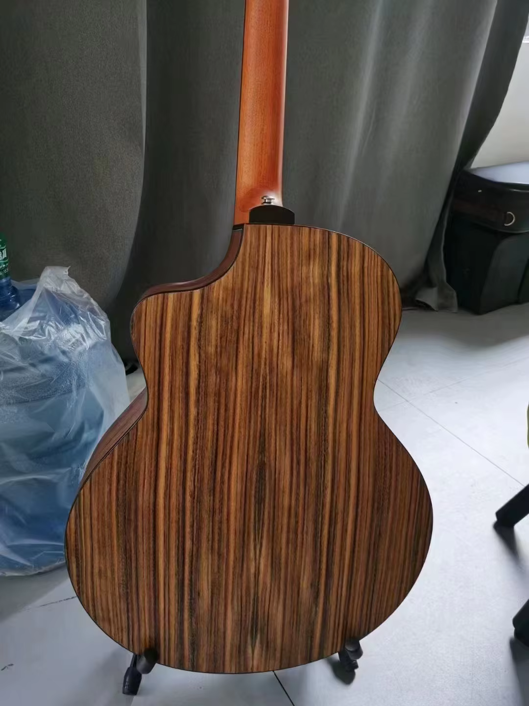 Guitare acoustique en bois entièrement faite à la main, style jazz, 41 pouces, couleur essentielle, 6 cordes, folk, super beauté, haute qualité